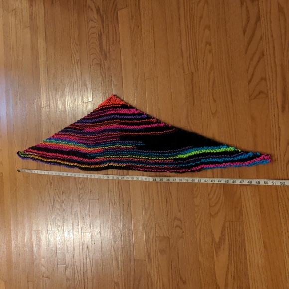 NWT! Handmade Acrylic Knit Triangle Scarf Black and Bright Multicolored OSFM - Picture 4 of 6